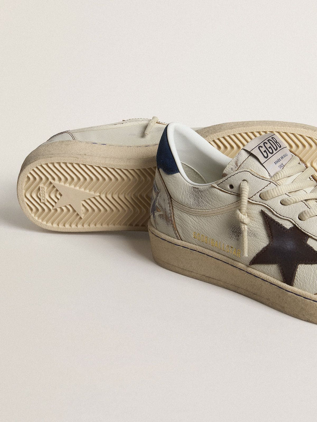 Ball Star avec étoile noire et contrefort en daim bleu