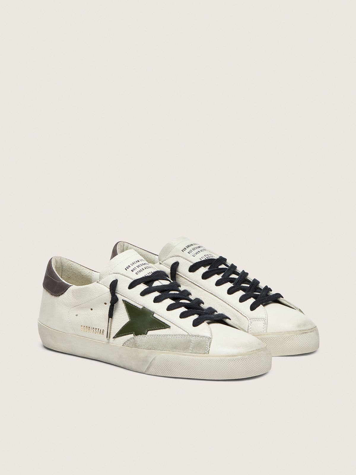 Super-Star en cuir nappa avec étoile en cuir vert et contrefort en cuir gris