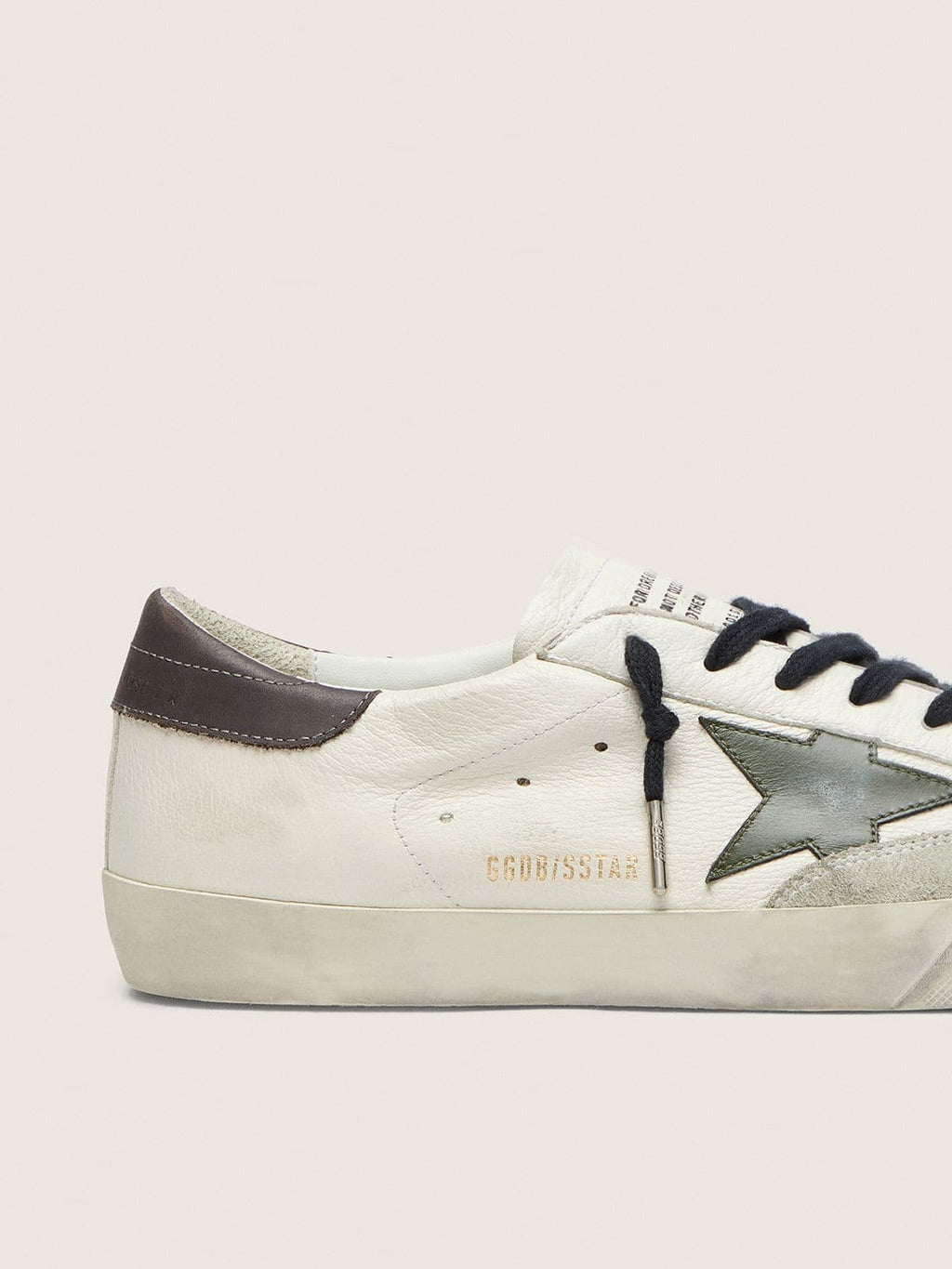 Super-Star en cuir nappa avec étoile en cuir vert et contrefort en cuir gris
