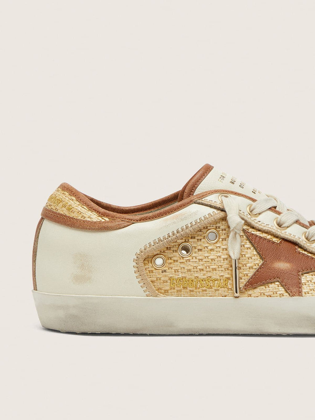 Super-Star femme en cuir blanc et raphia avec étoile et empiècements brique